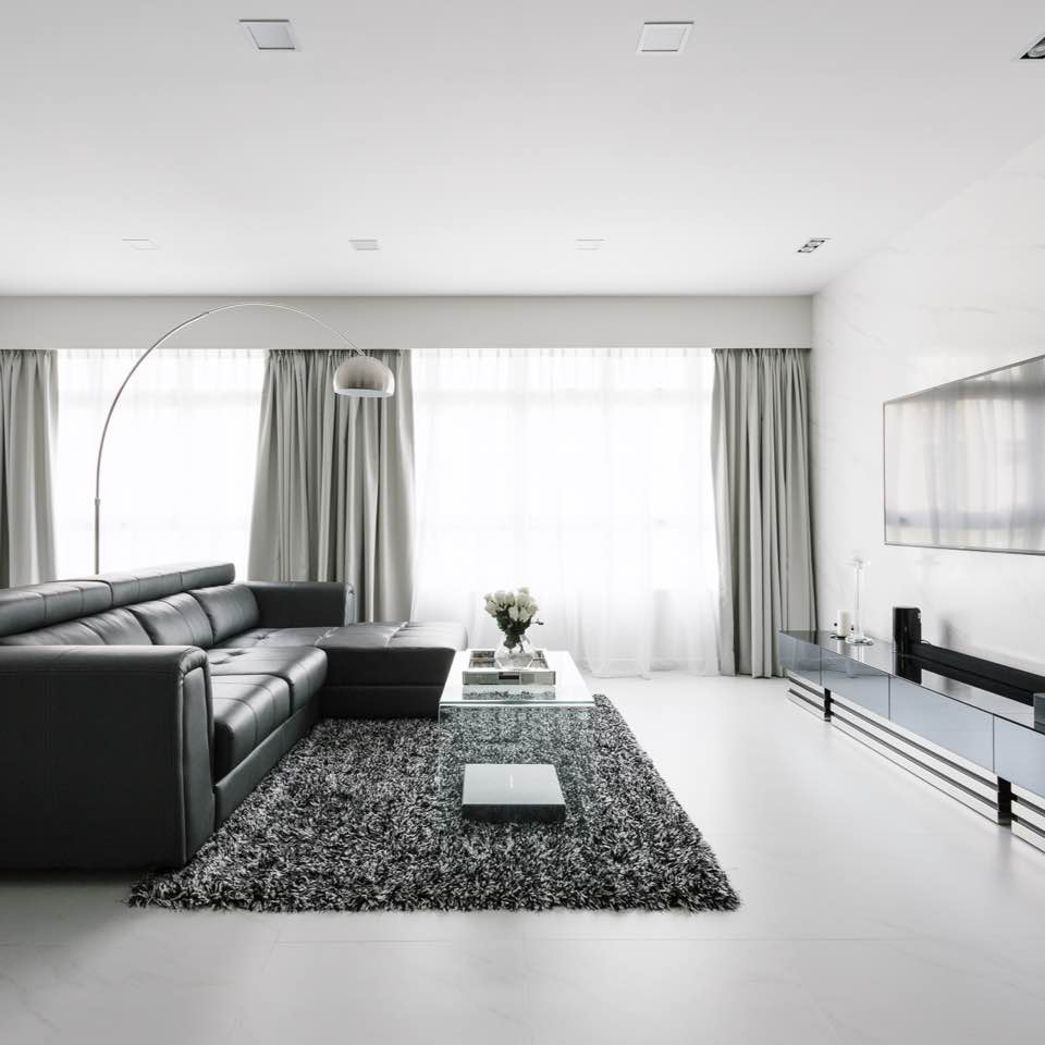 At Home With Lucinda Zhou In Her Modern Glam BTO qanvast Dayre